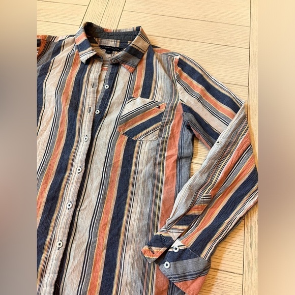 Tommy Hilfiger ladies striped button down top. Blue, orange & cream colors. S‎ - Picture 9 of 10